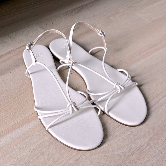 H&M sandals - Picture 3 of 4